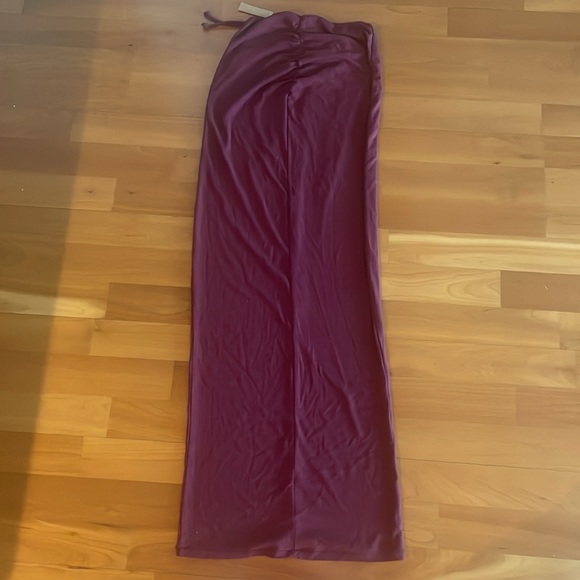 SKIMS Soft Lounge ruched stretch-jersey maxi skirt - Wine XS - Picture 7 of 9